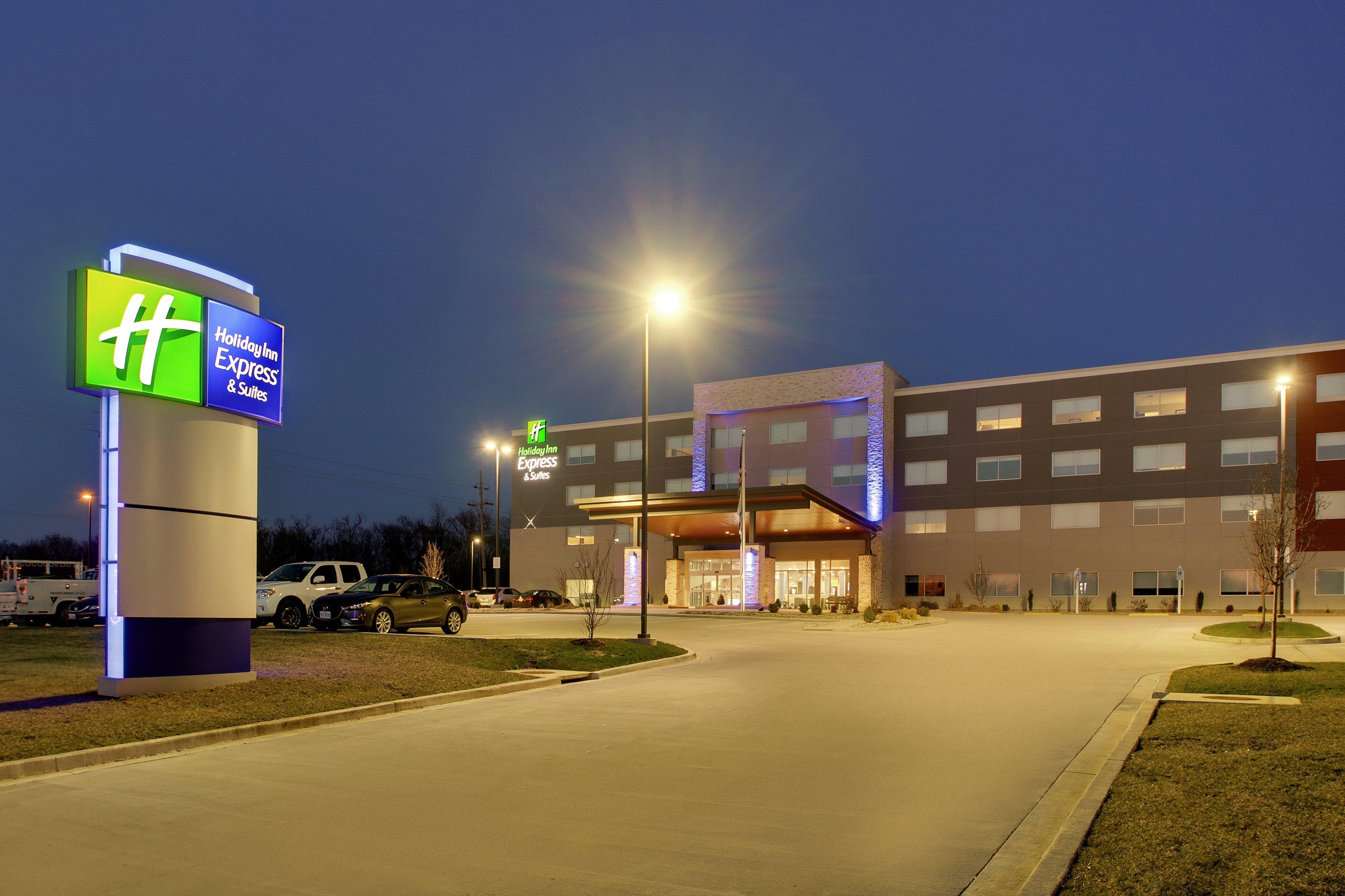 Holiday Inn Express & Suites - Mount Vernon By Ihg Eksteriør billede