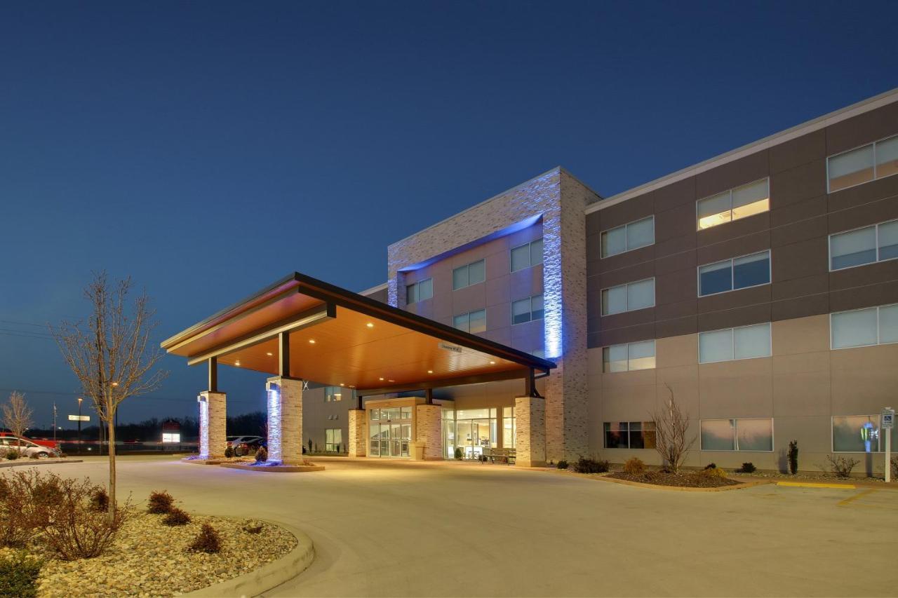 Holiday Inn Express & Suites - Mount Vernon By Ihg Eksteriør billede